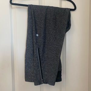 lululemon athletica Black and Gray Sweatpants Relaxed Fit Joggers